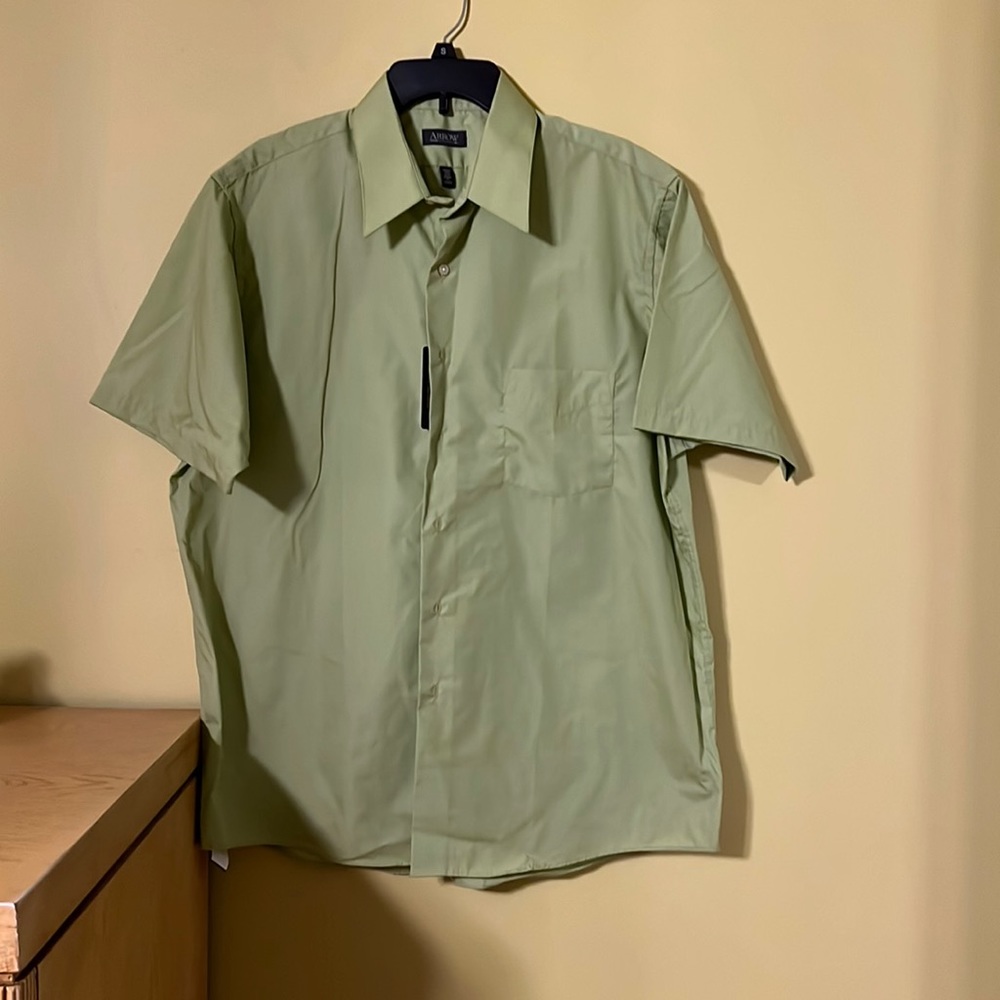 Arrow Brand new with tags XL